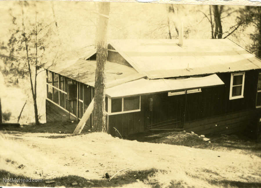 Photo of: House in Melones  File: RP-House_in_Melones.jpg Date:  Location: Tuolumne California