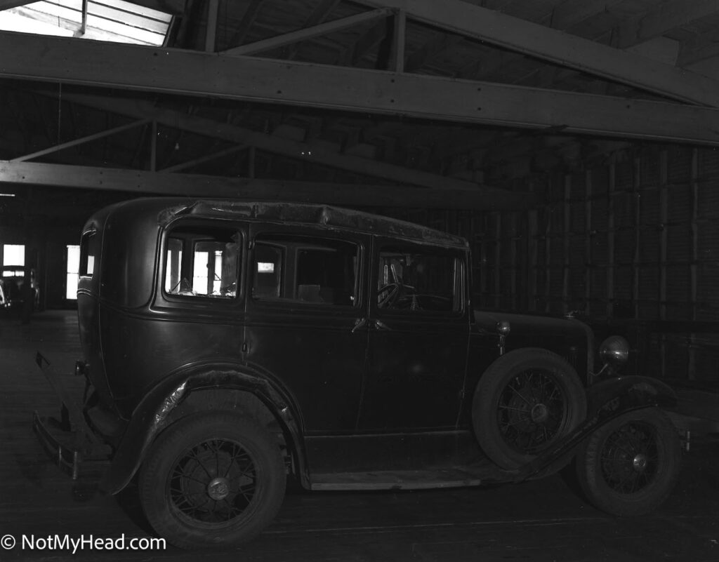 Photo of: Wrecked car Nov 1939  Date: 1939 Location:    USA